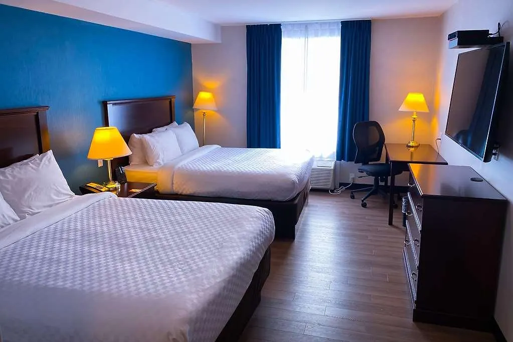 Quality Inn Ottawa 2*,