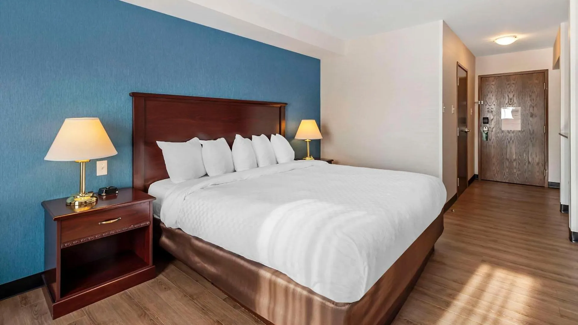 **  Quality Inn Ottawa Canadá